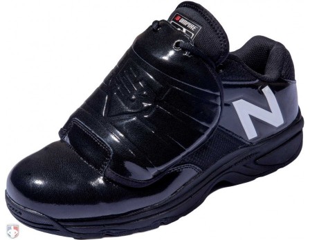nb umpire shoes